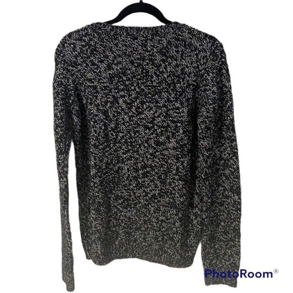 A Bluenotes  sweater in size extra large - Picture 2 of 4